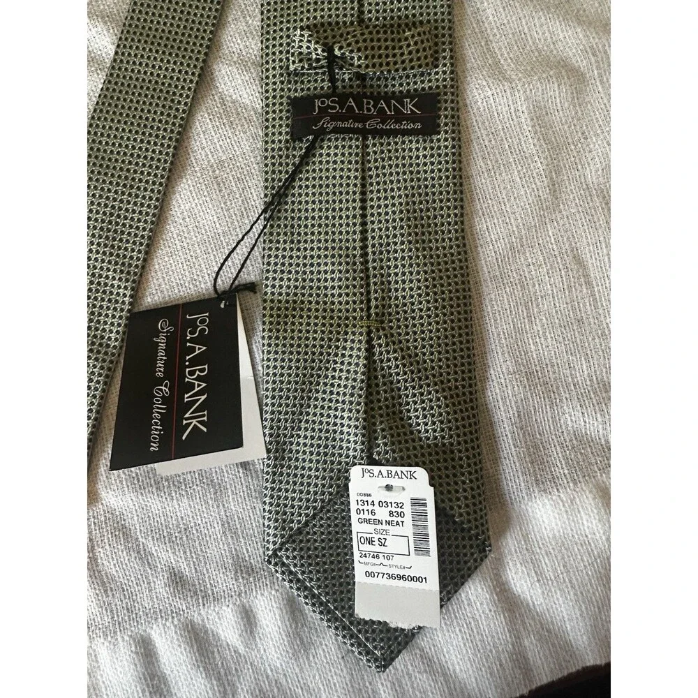 Jos. A. Bank classic mens
